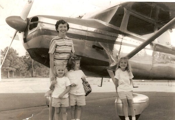 07_Colleen with 3 Daughters Family Airplane_1961 July Arnold Ebneter