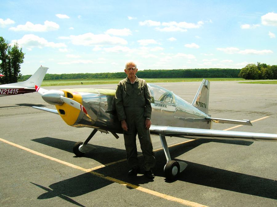 Arnold Ebneter_After Record Flight_2010