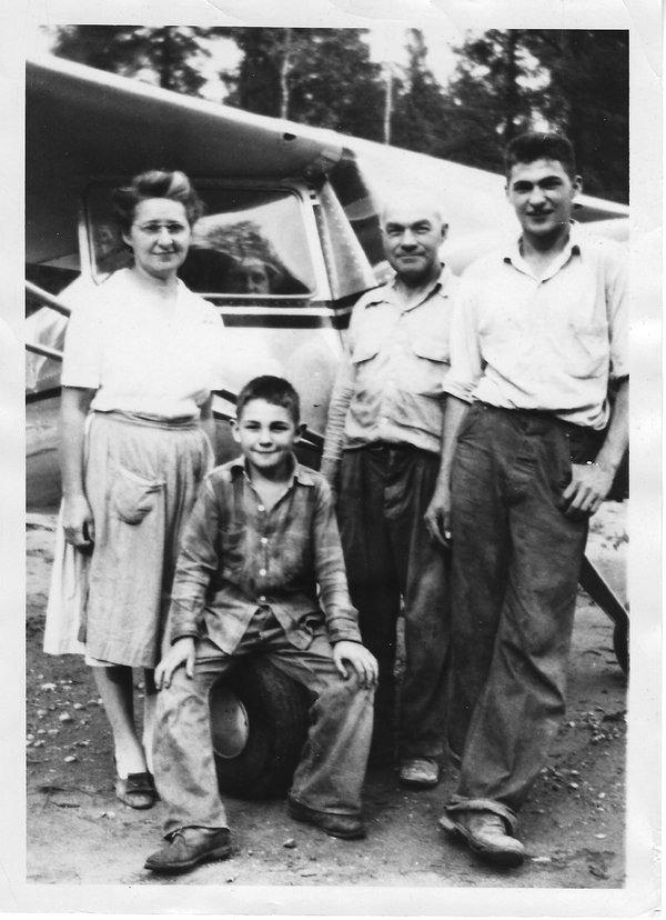 Archie_C120_FatherMotherBrother_FIF_Fall23