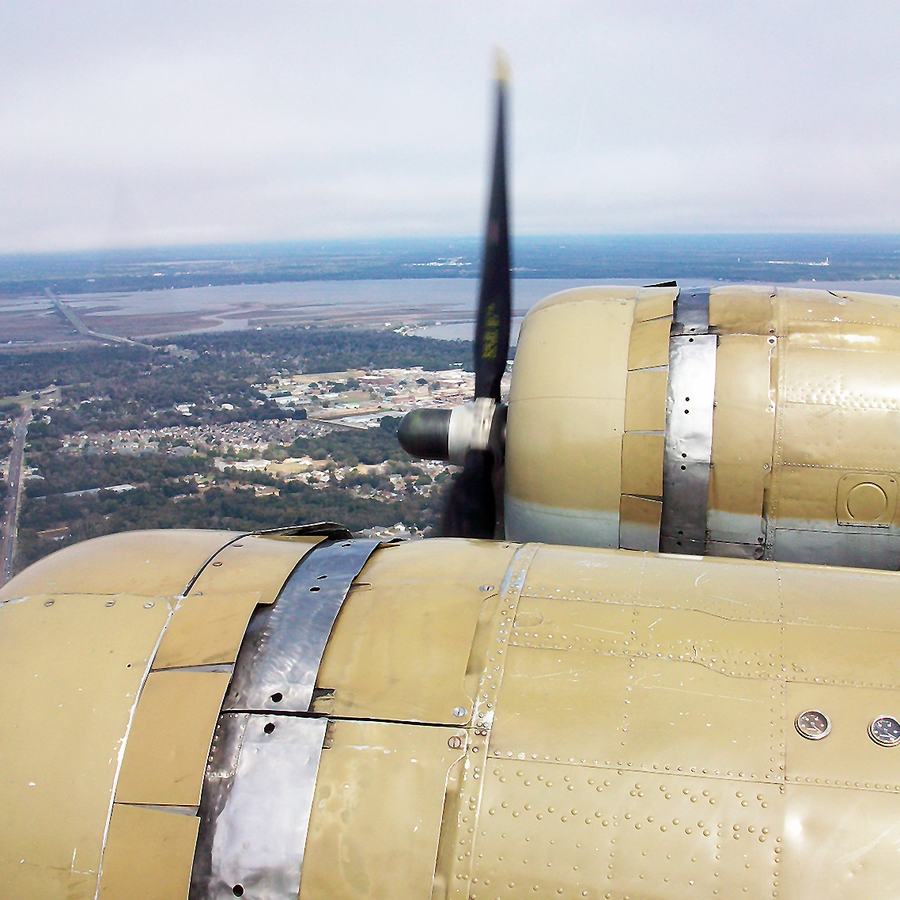 B17 engines inflight