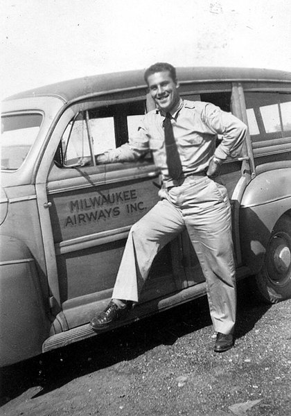 Bill Lotzer Milwaukee Airways car