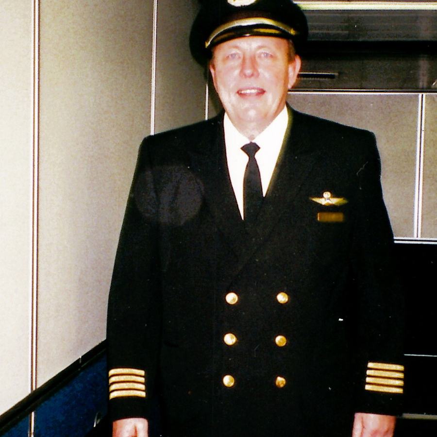 BobLussow Uniform