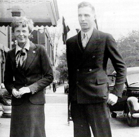 Gib Green Story CAPTION Amelia Earhart visited Wausau on a speaking tour in 1936 and Gib was her designated escort PHOTO COURTESY Bob Wylie