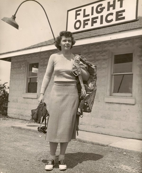 Jeanette Kapus with parachute and helmet