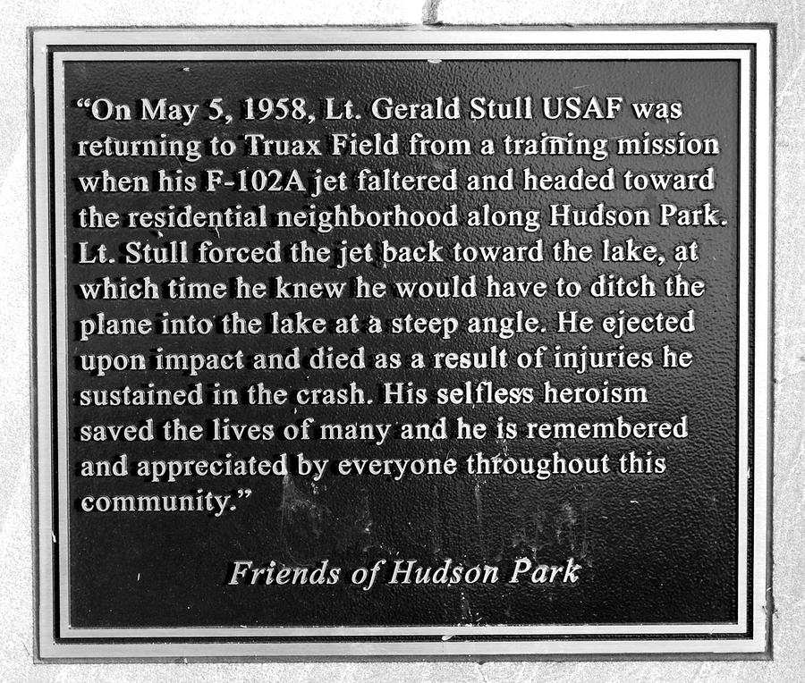 Stull plaque BW