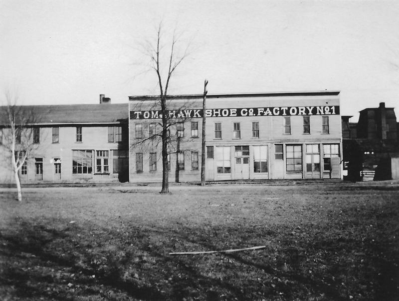 Tomahawk Shoe Factory e mail